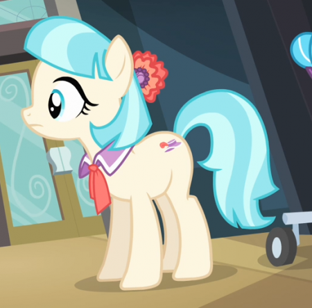Detail Coco Pommel Detail Coco Pommel